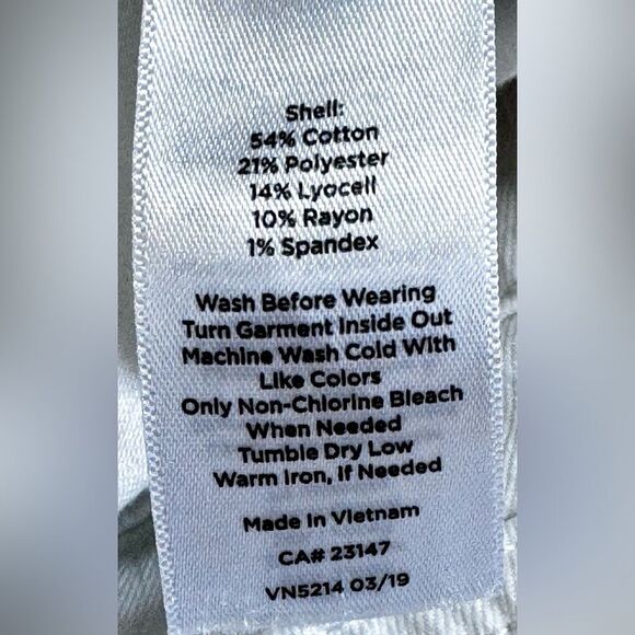 Talbots Petites Flawless White High-Waist Wide Leg Crop Pants. Pockets. 16P. - Picture 6 of 7